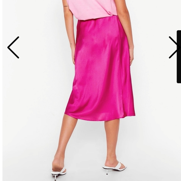 Nasty gal pink satin skirt US2๐๐๐ NWT - Picture 2 of 4